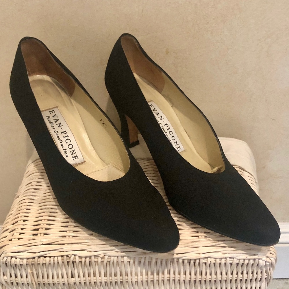 Evan Picone Heels